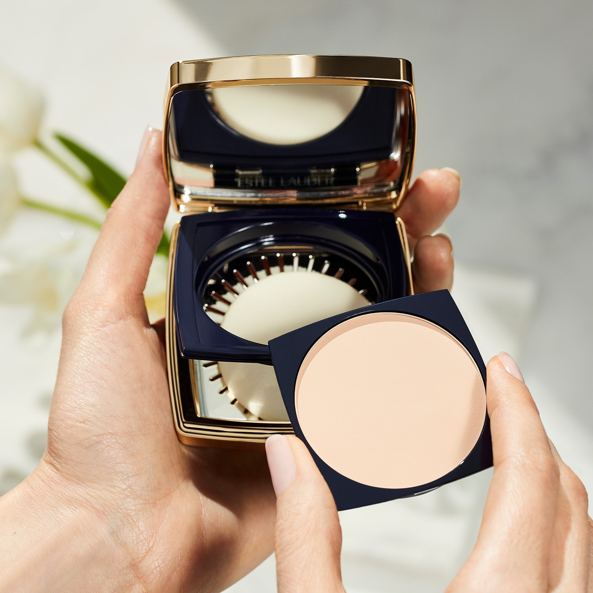 Double Wear Stay-in-Place Matte Powder Foundation Refill - Image 7