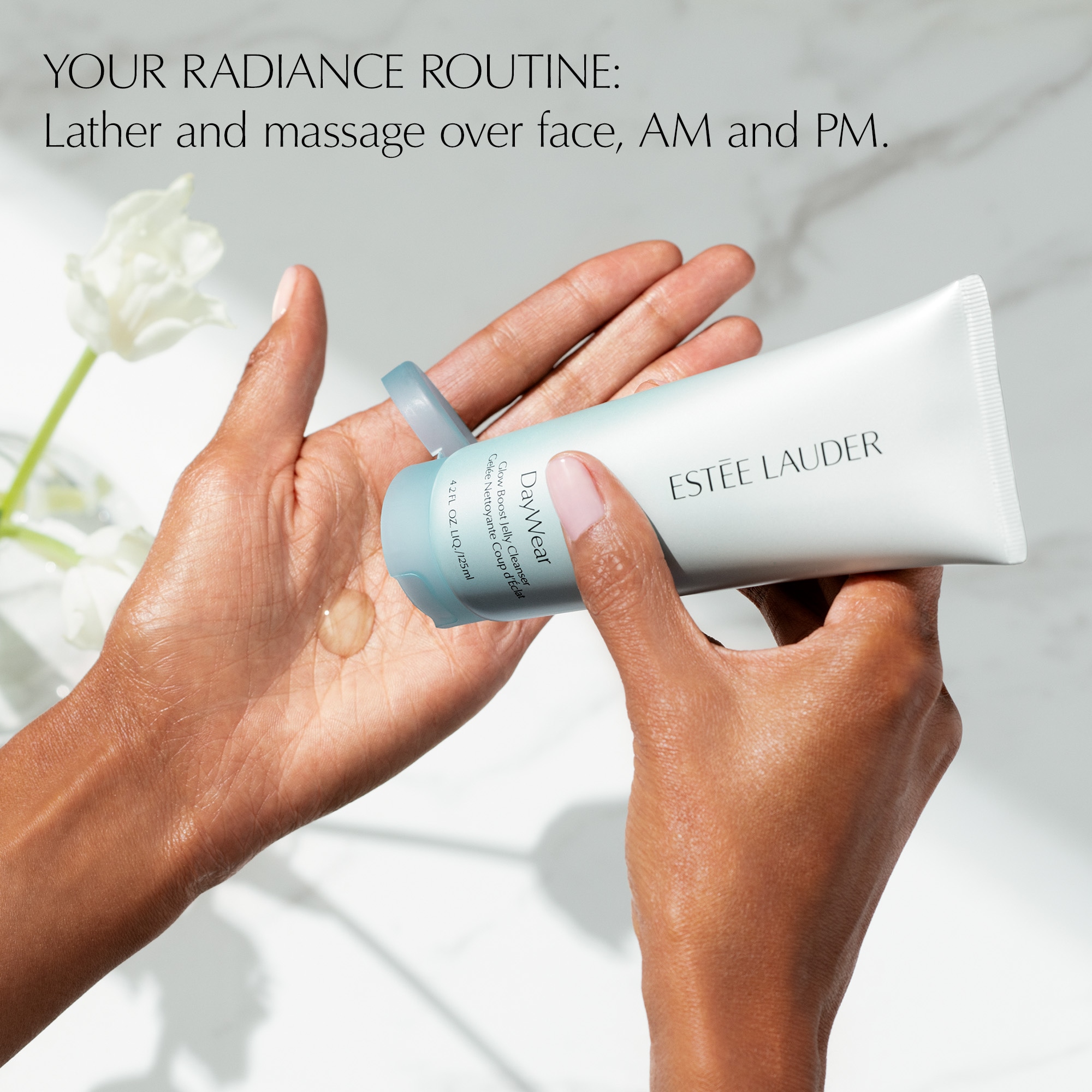 DayWear Glow Boost Gel Cleanser - Image 7