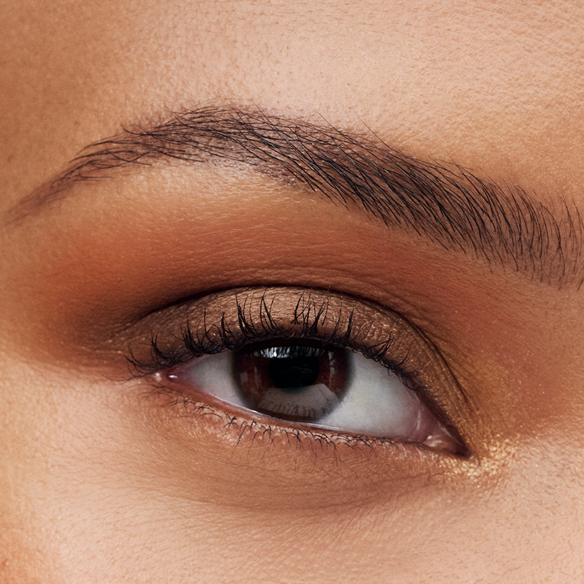 The Essential Eyeshadow Quad - Image 3