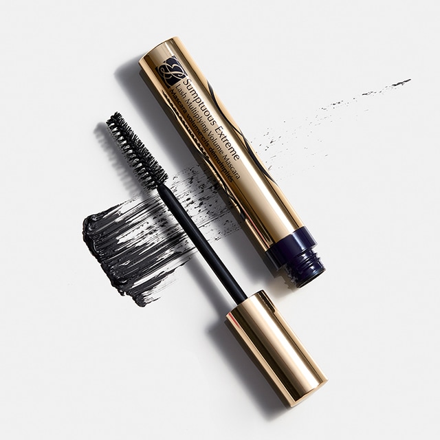 Sumptuous Extreme Lash Multiplying Volume Mascara - Image 4